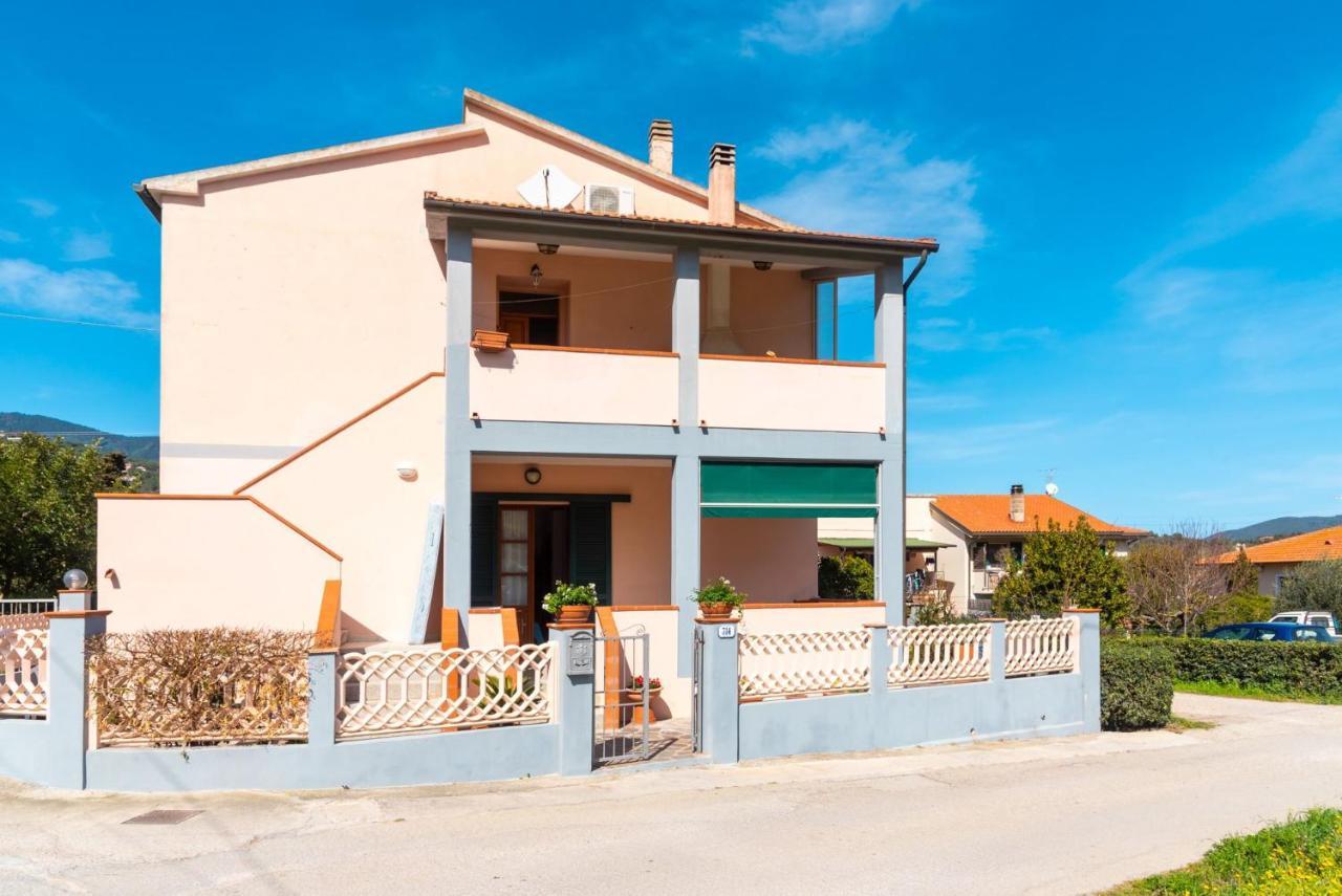 Appartamento Passeggiata Al Mare Marina di Campo Buitenkant foto