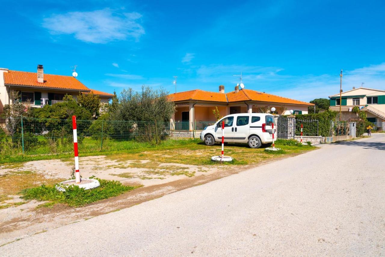 Appartamento Passeggiata Al Mare Marina di Campo Buitenkant foto